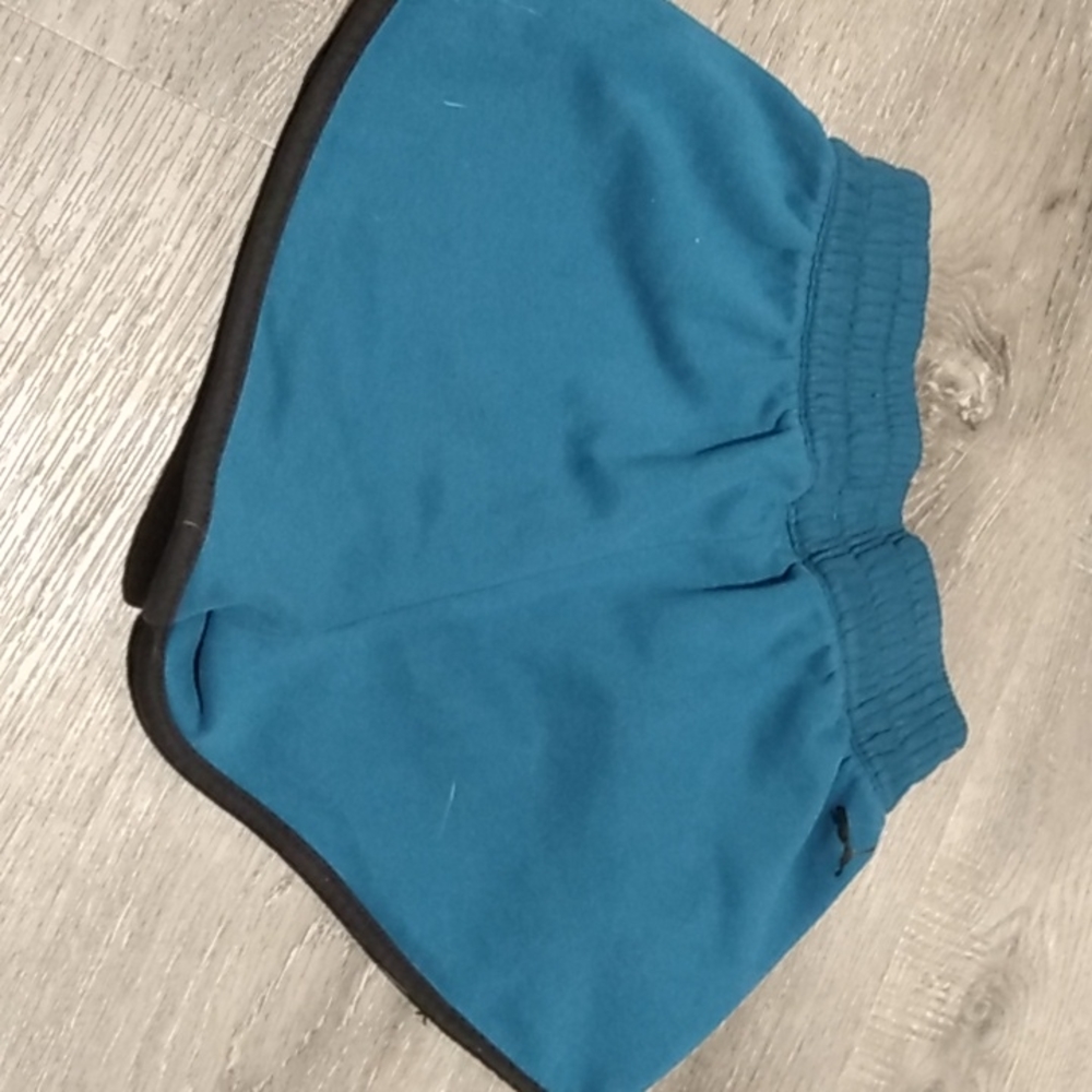 Shorts - Picture 2 of 2